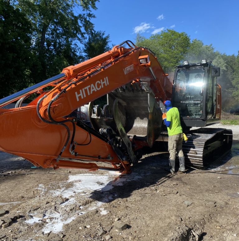 Heavy equipment washing